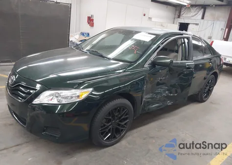 2011 Toyota Camry Le z USA, uszkodzony, nr VIN 4T1BF3EKXBU592551